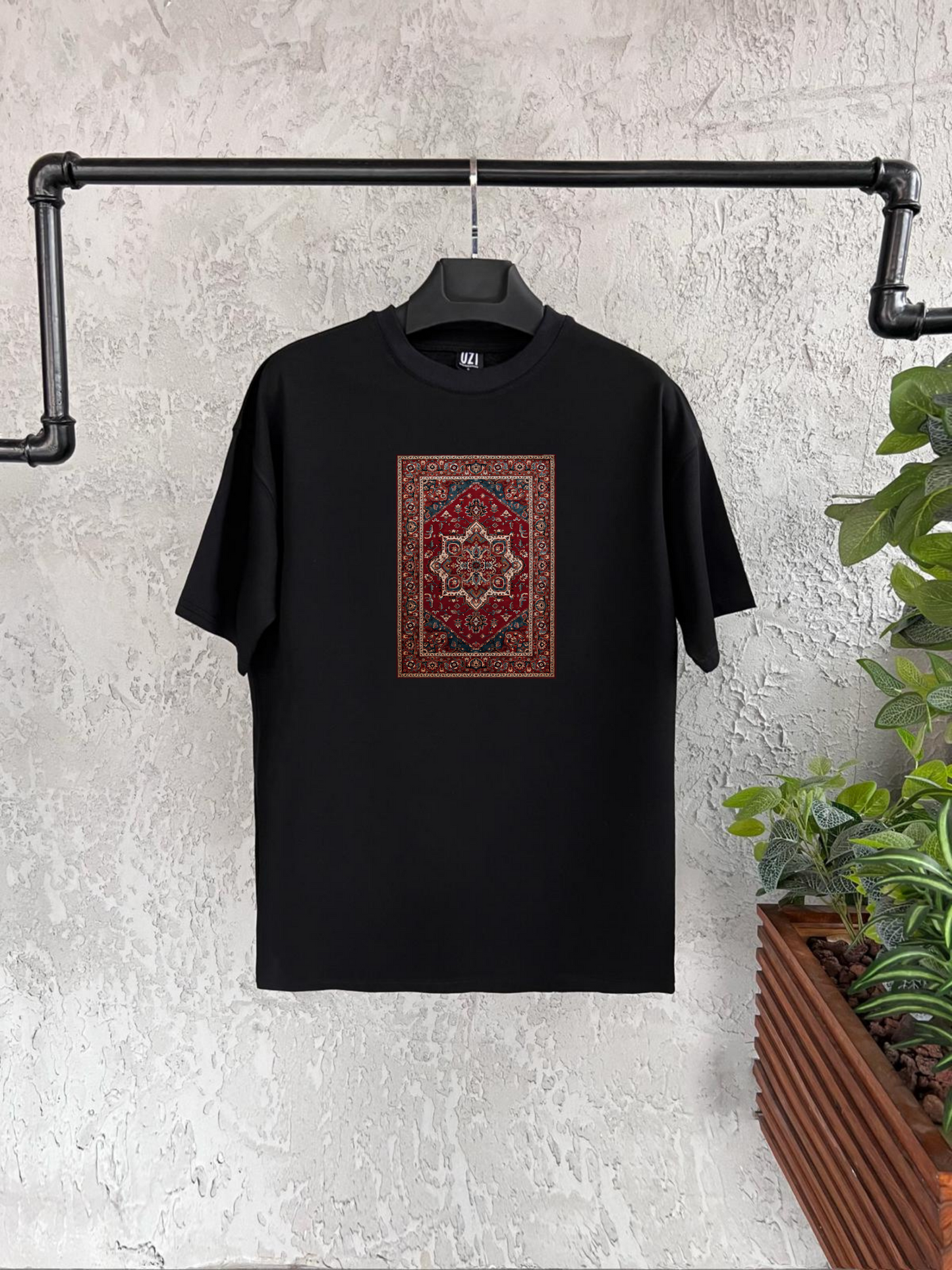 Halı Baskılı T-shirt