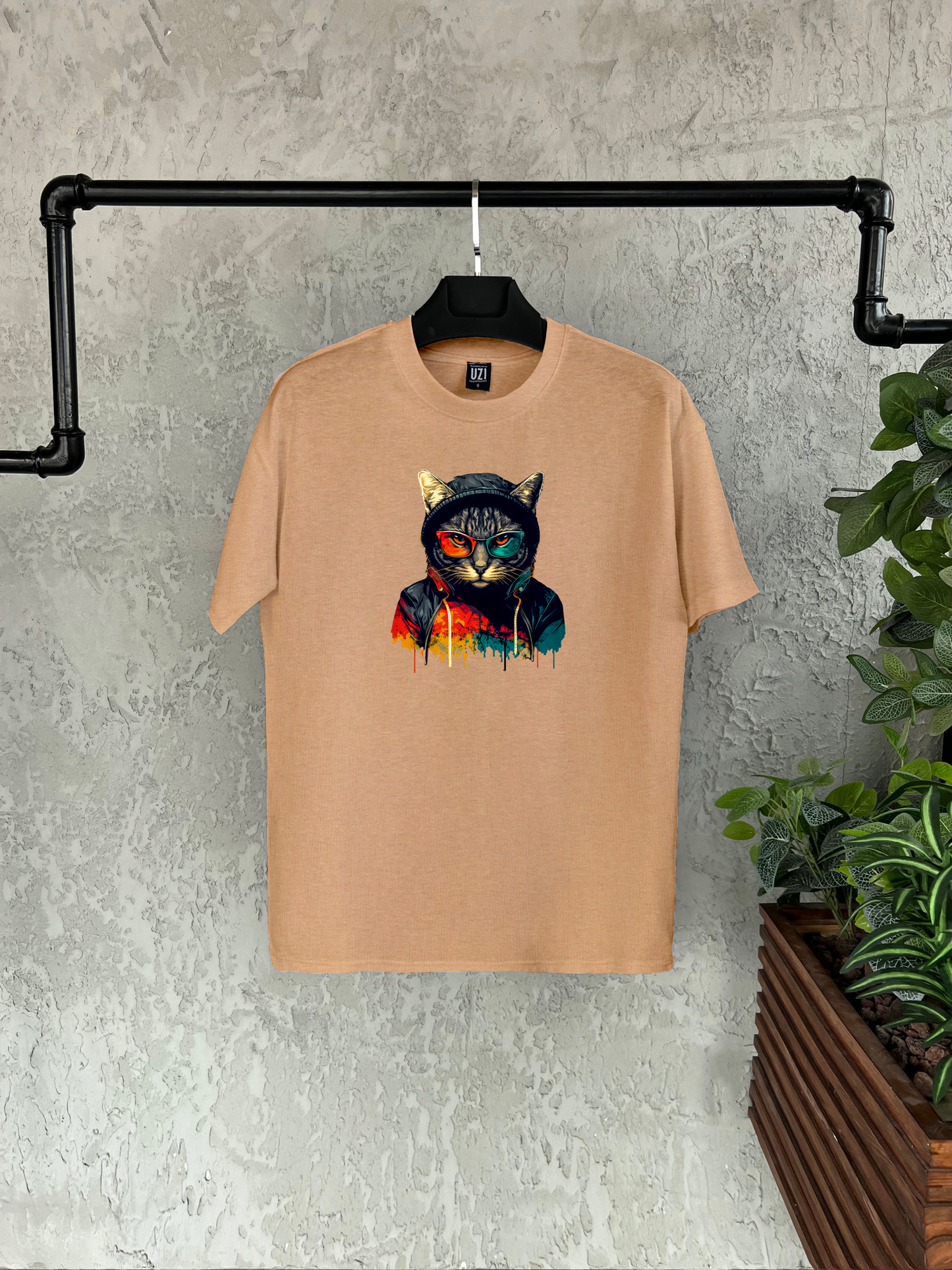 Şapkalı Kedi Baskılı T-shirt