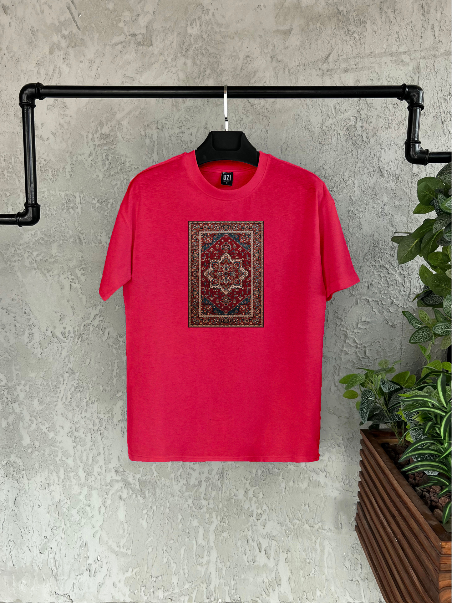 Halı Baskılı T-shirt