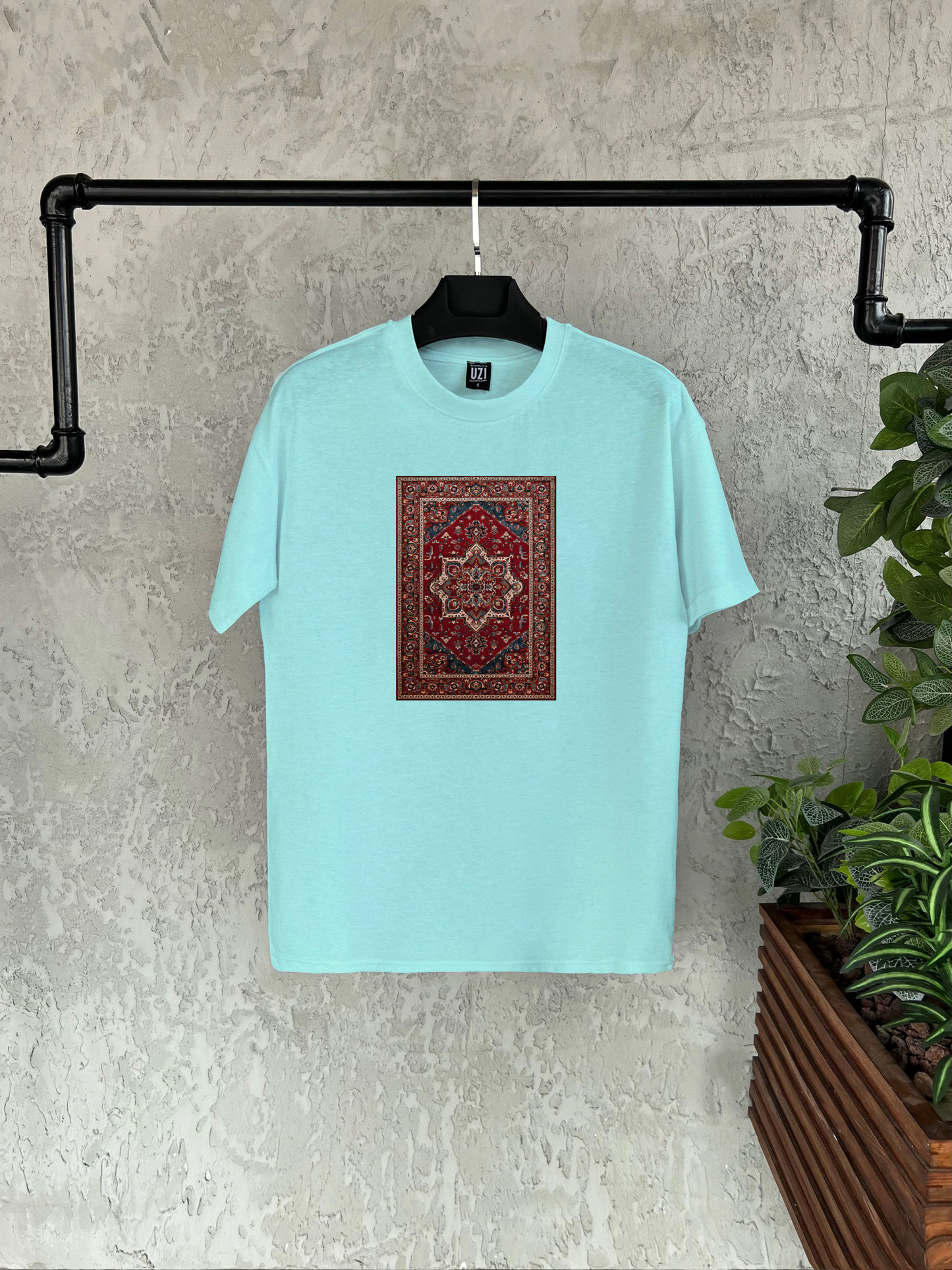 Halı Baskılı T-shirt