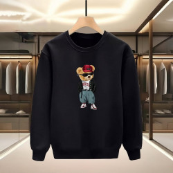 ŞAPKALI AYI BASKILI SİYAH SWEATSHİRT